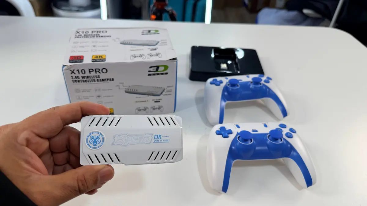 Consola retro con dos mandos x10 pro
